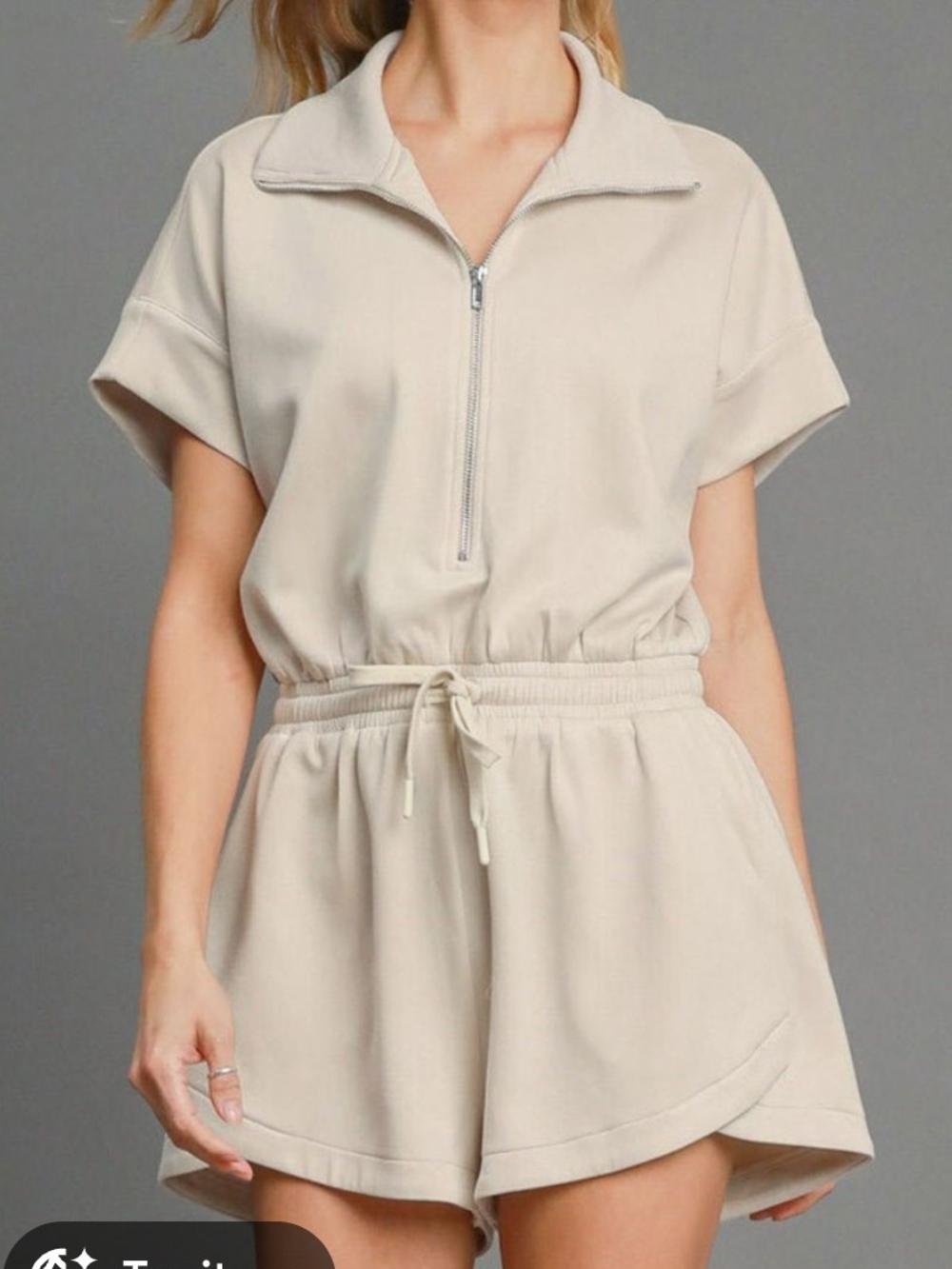 NWT Umgee Short Sleeve Half Zip-Front Romper with Drawstring Waist (S)